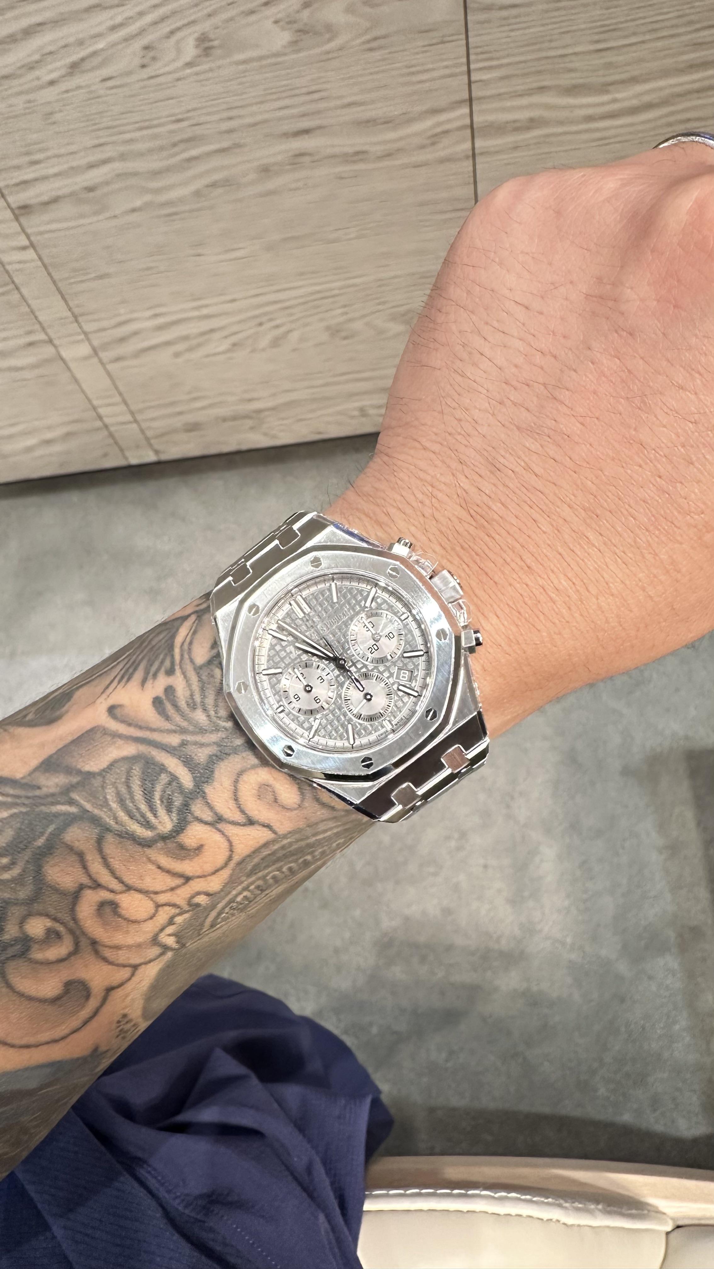 How to Buy Audemars Piguet 15550ST on Reddit and Monthly Payment Plans in Hong Kong