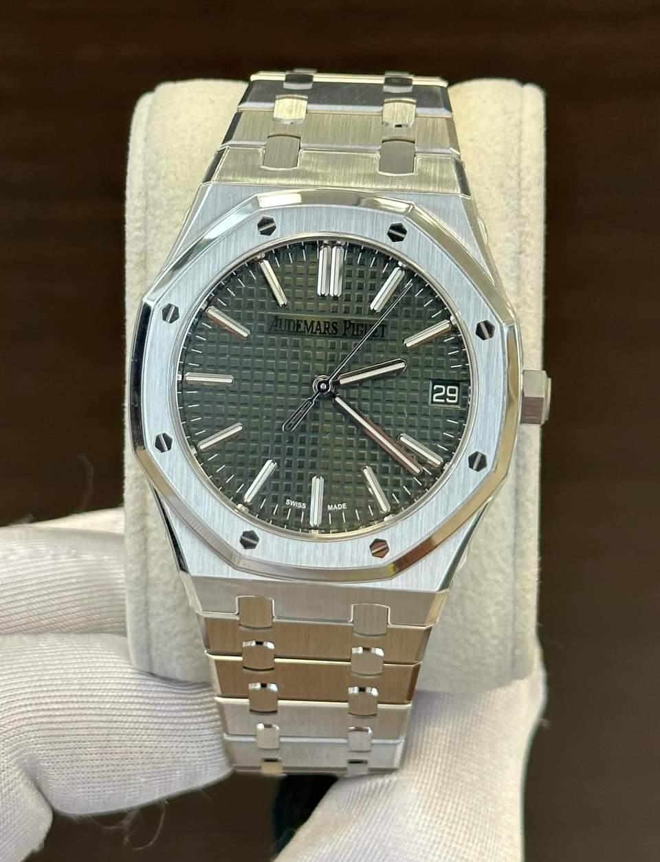 Audemars Piguet Pay Monthly Plans: Reddit Reactions and Price Drops Explained