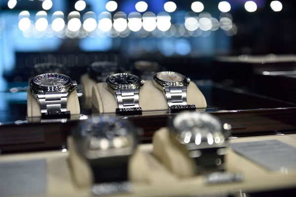 Explore IWC Watch Dealers in Doha: Your Guide to Luxury Timepieces in Qatar