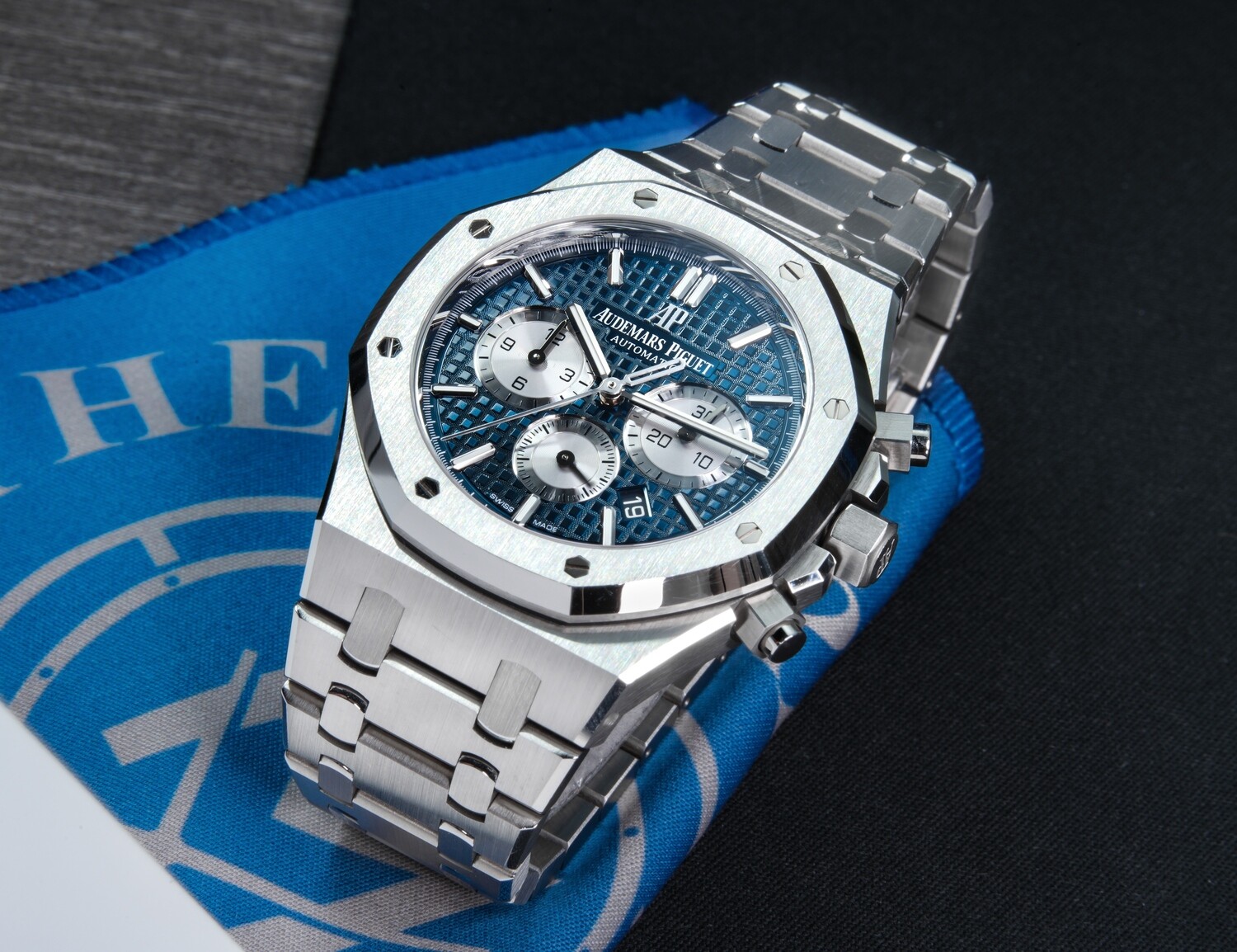 Audemars Piguet Royal Oak Chronograph: The Ultimate Luxury Timepiece