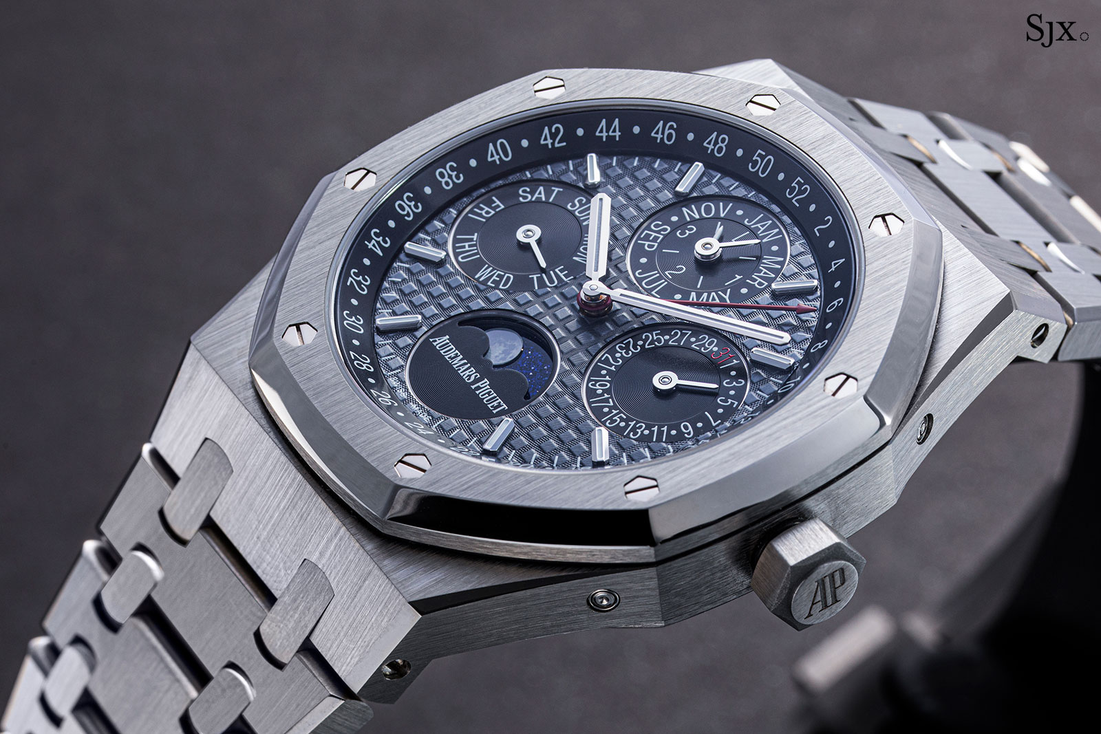 When Did Audemars Piguet Establish Its Presence in China? 20 Key Facts