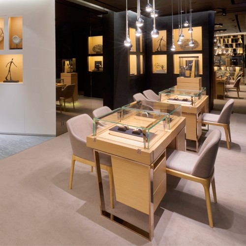 Discover Audemars Piguet at IFC Mall Hong Kong: Iconic Timepieces in the Heart of Central