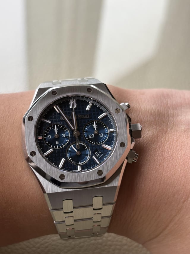 Audemars Piguet Pay Monthly Options and Reddit Discussions for HK Office 16