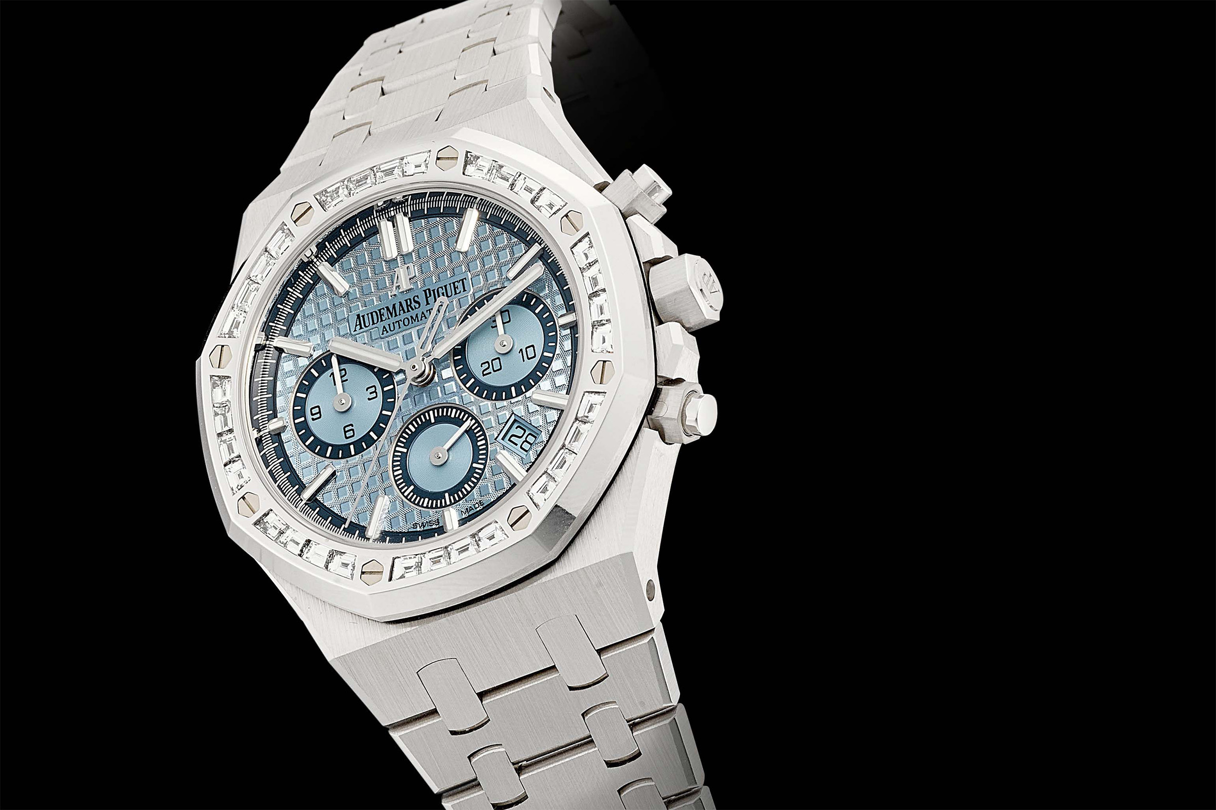 Explore Audemars Piguet Diamond Watches: Basic Pricing & What to Expect