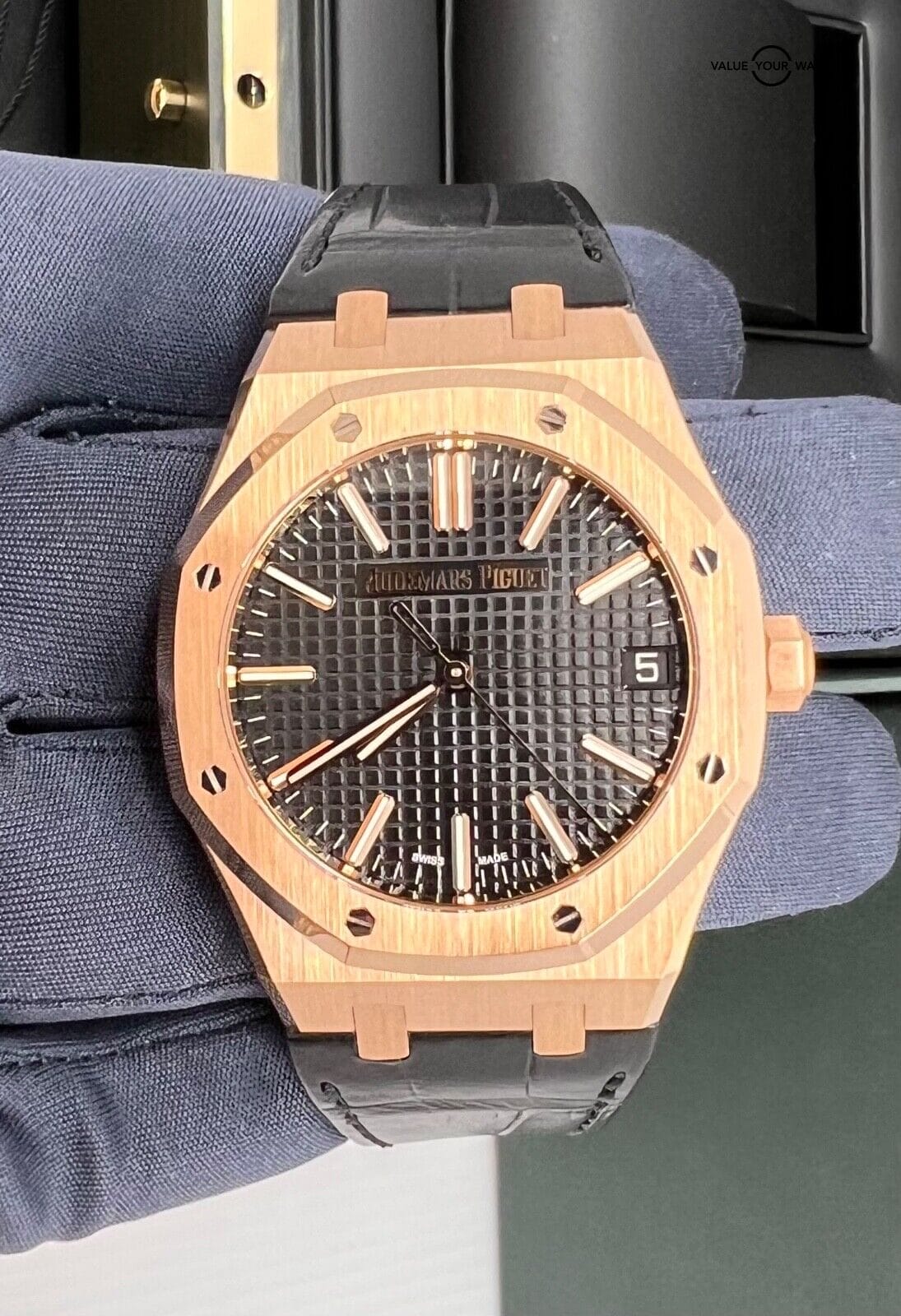 Shop Audemars Piguet Royal Oak Watches Online – Timeless Swiss Craftsmanship