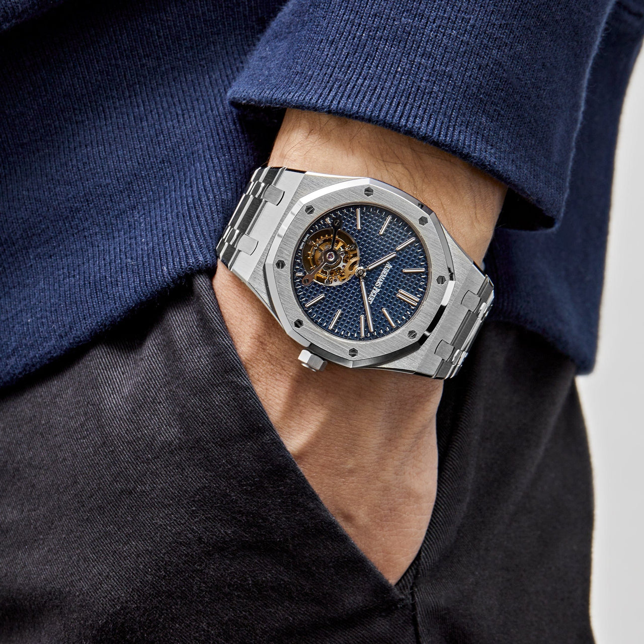 Audemars Piguet Royal Oak Ultra Thin Tourbillon: Luxury Timepiece with Timeless Design