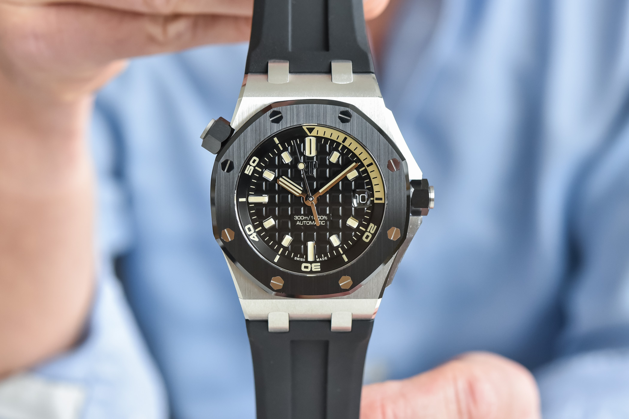 Audemars Piguet Royal Oak Offshore Diver 42mm: A Stylish Dive Watch for Collectors